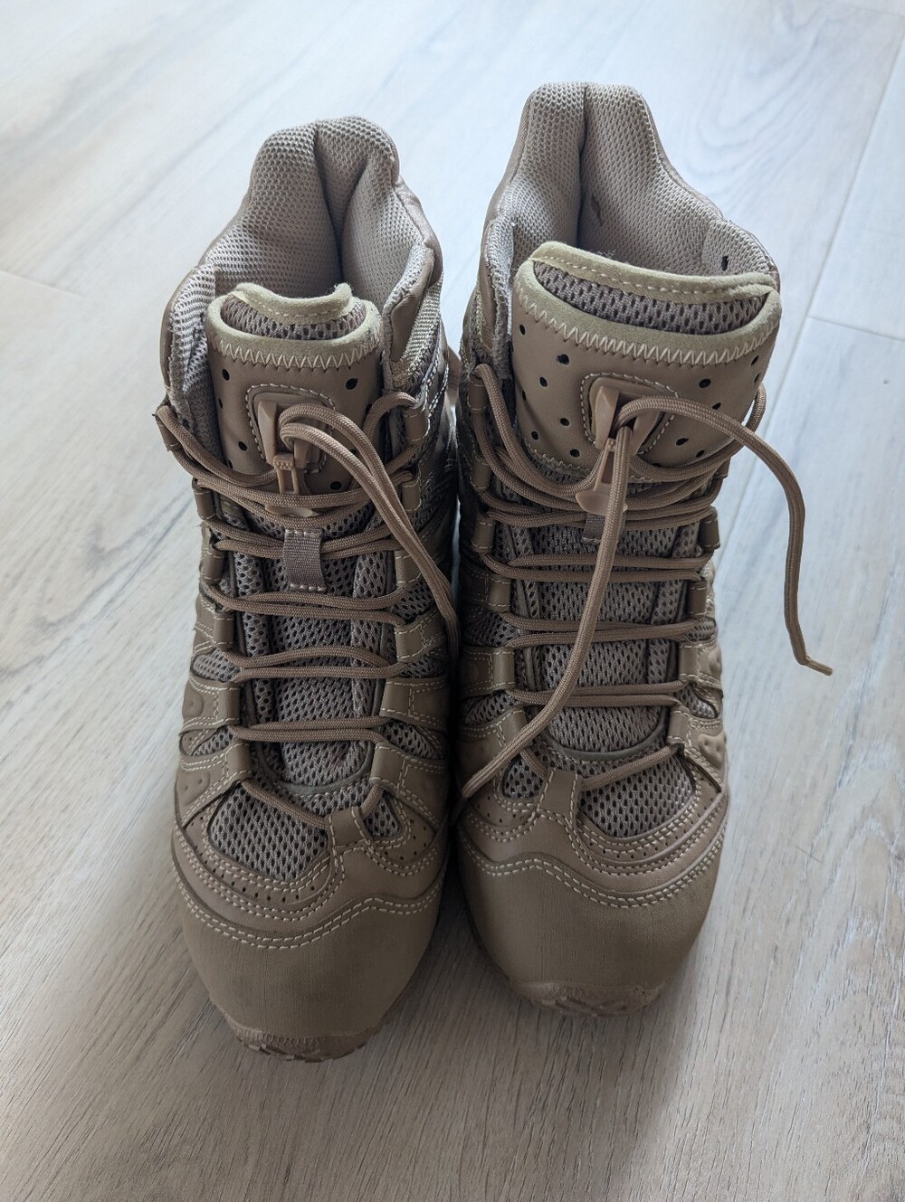 New Blackhawk Warrior Wear Boots tags still attached Size 8
